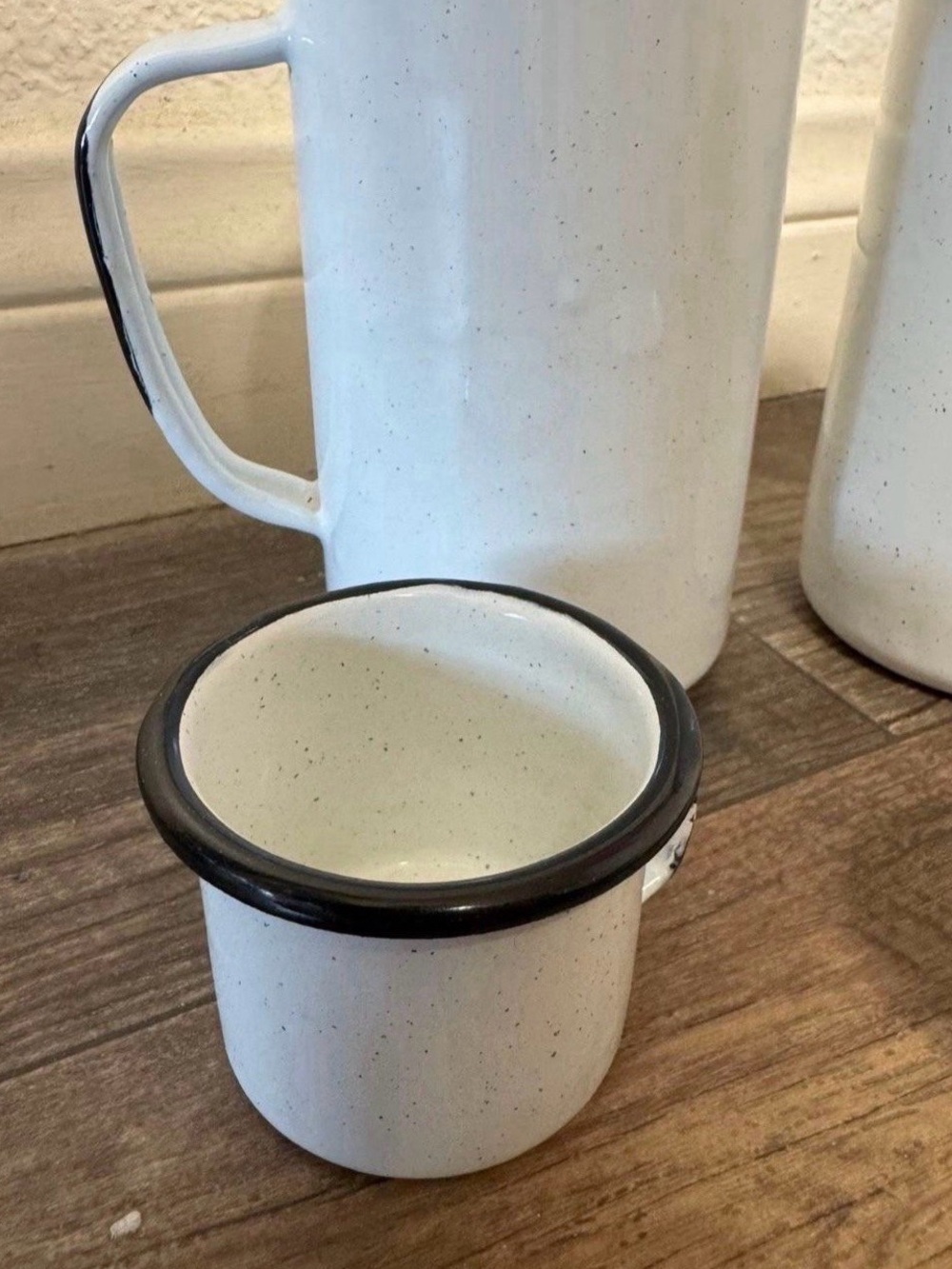 White Speckled Enamel Mug Set w/ Black Rim - 2 Large coffee and 2 espresso cups. - Picture 3 of 10